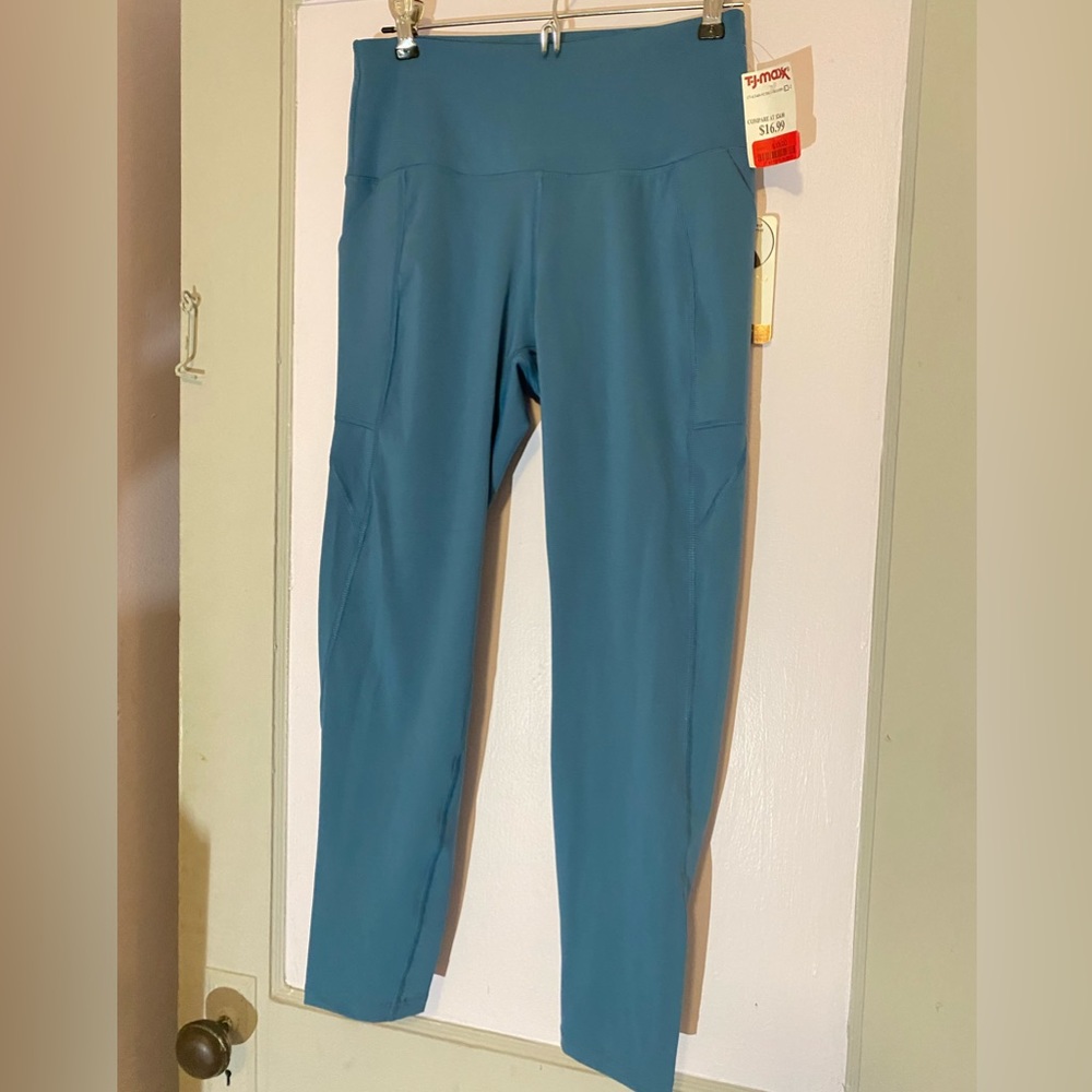 NWT blue workout leggings